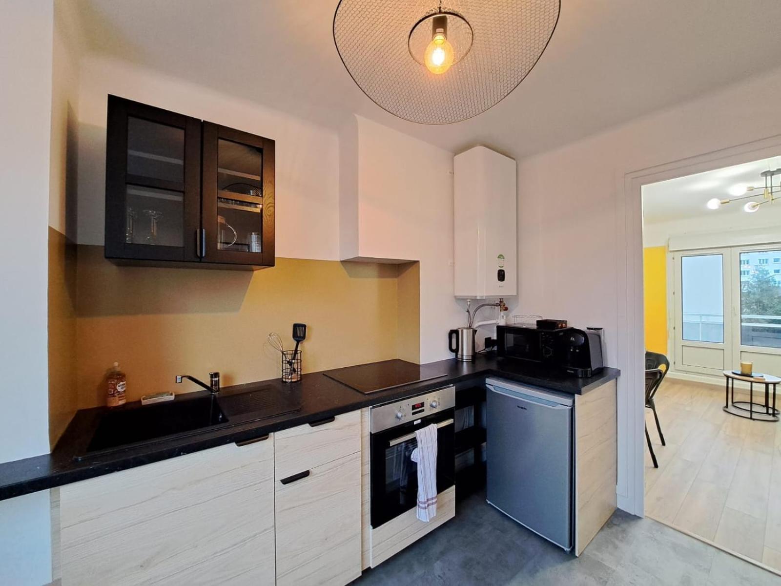 Appartement Cosy Au Coeur De Reims Esterno foto