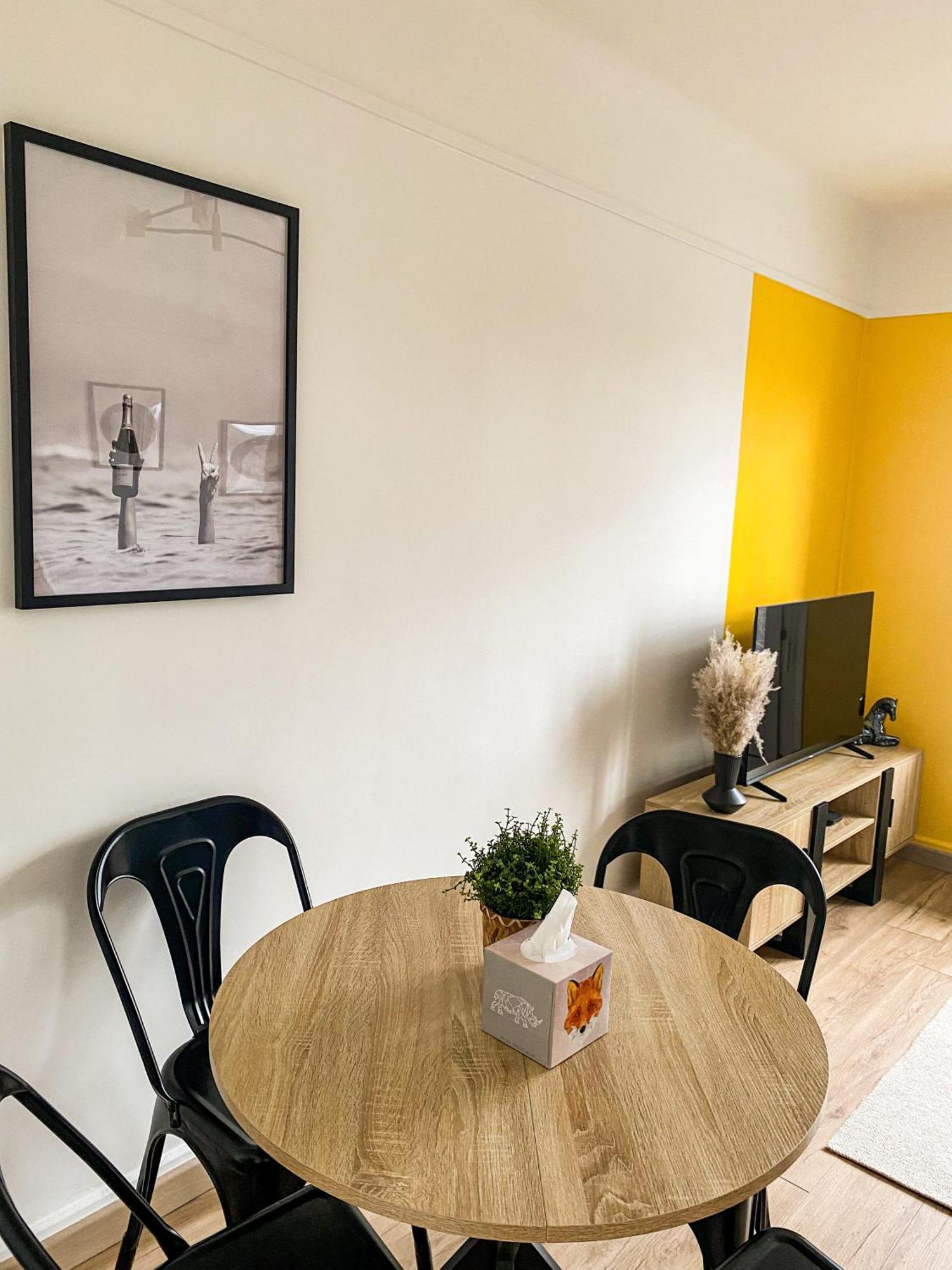 Appartement Cosy Au Coeur De Reims Esterno foto