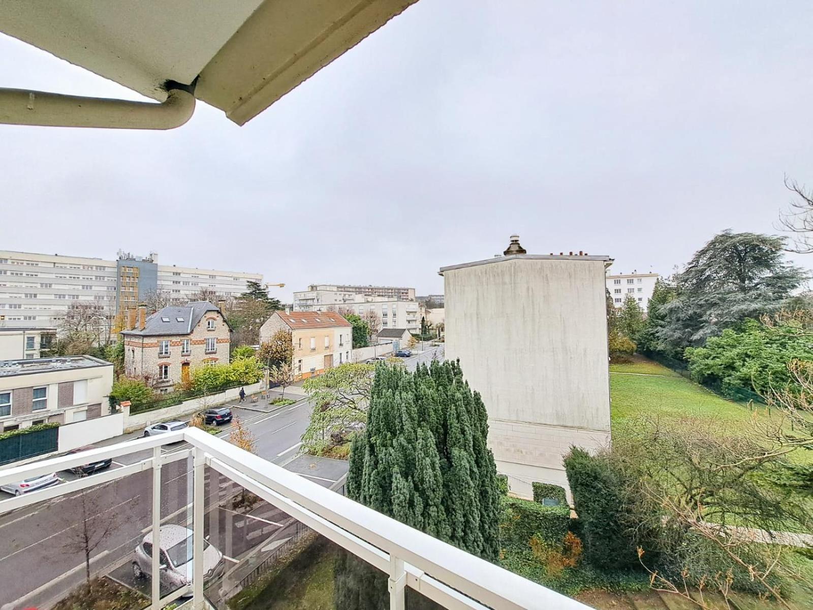 Appartement Cosy Au Coeur De Reims Esterno foto